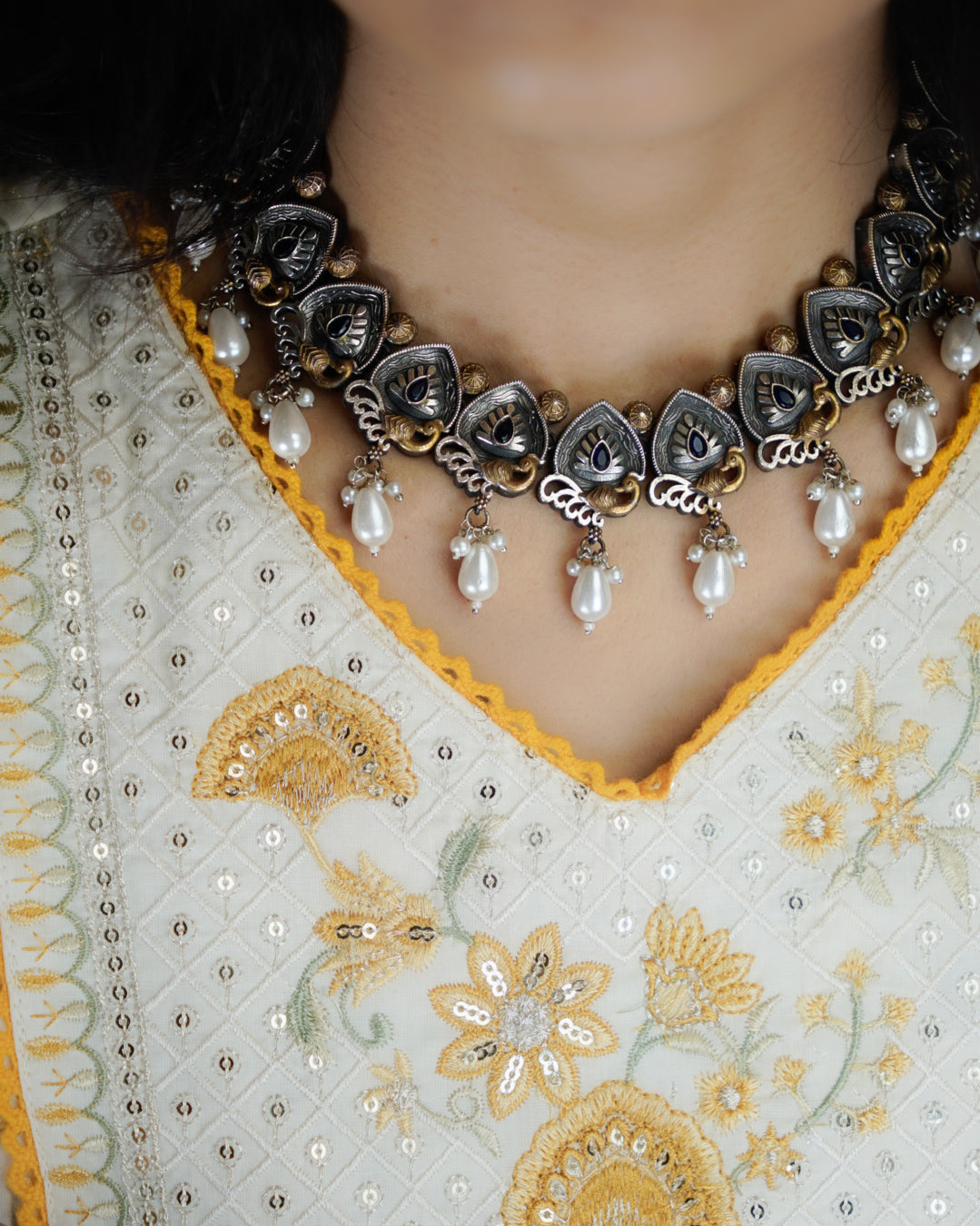 Anassa-Dual Tone Moti Floral Necklace Set
