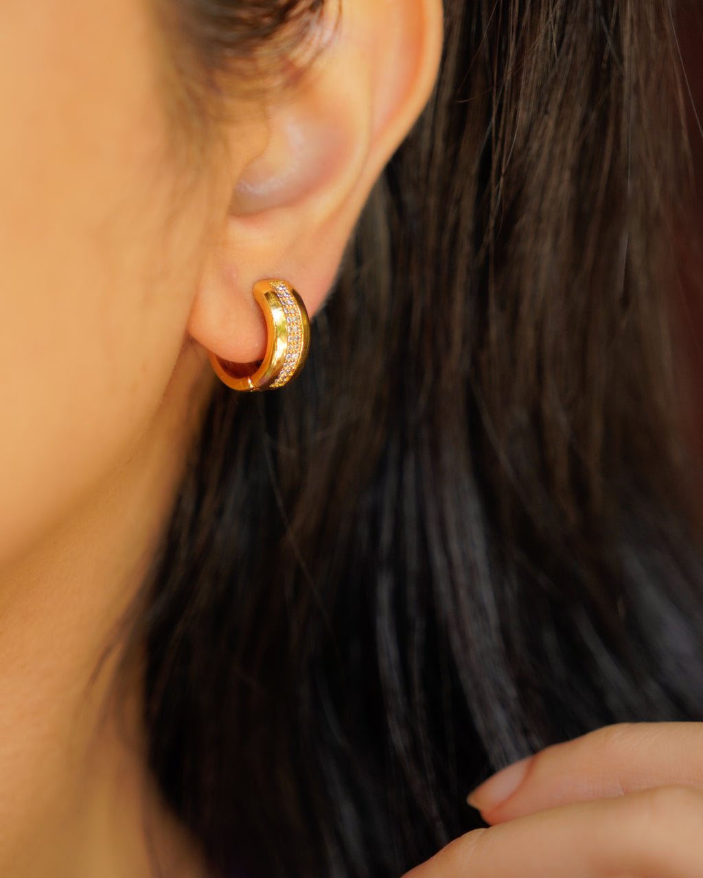 ORO-Round Everyday wear Hoops