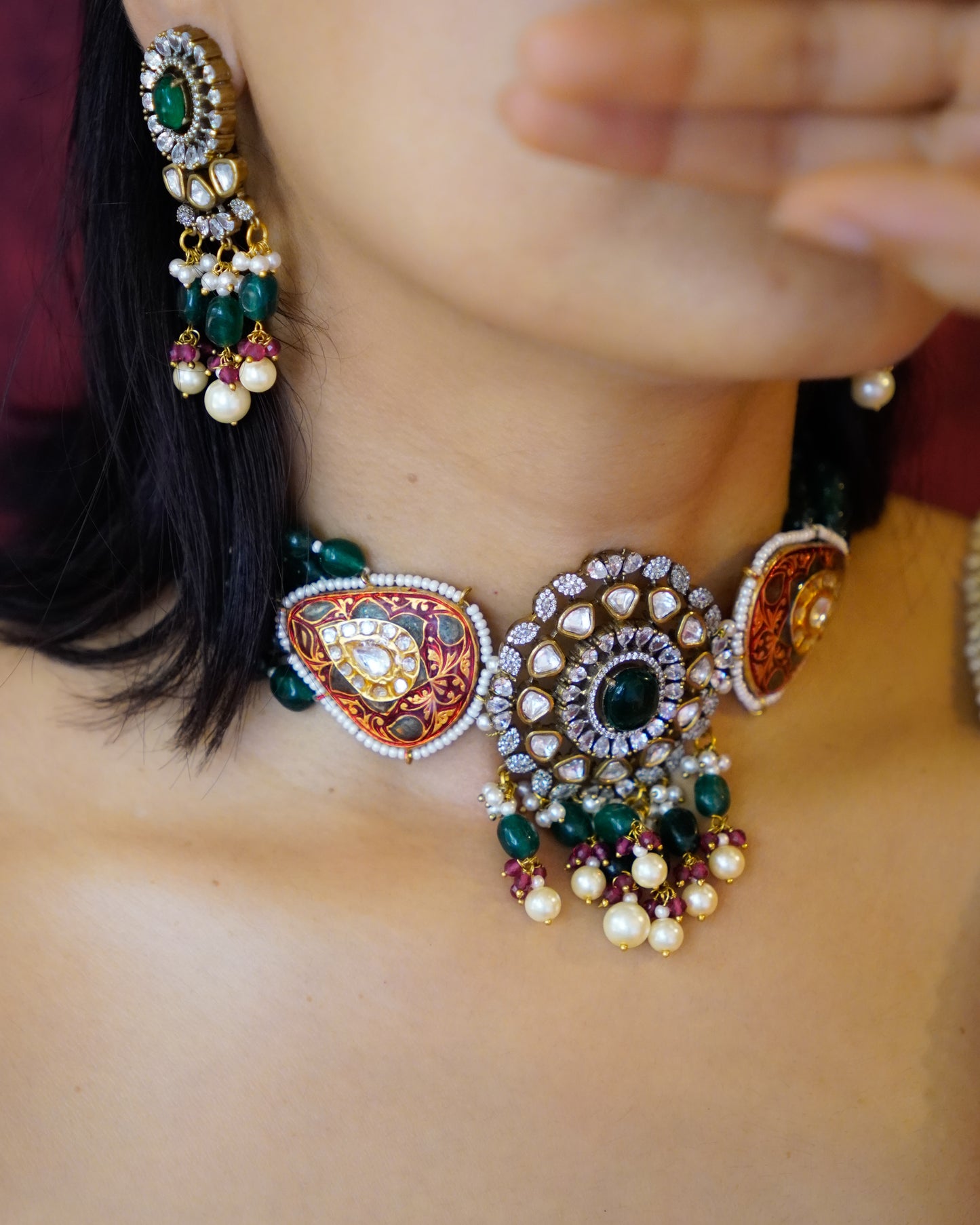ZIKHIN- Radiant Elegance Kundan Choker Set with Stunning Red Quartz
