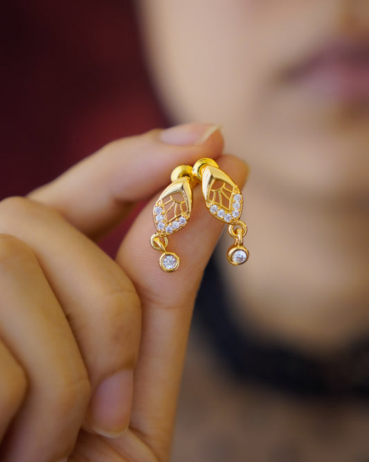 ORO-Zircon Shinning Leaflet Earrings