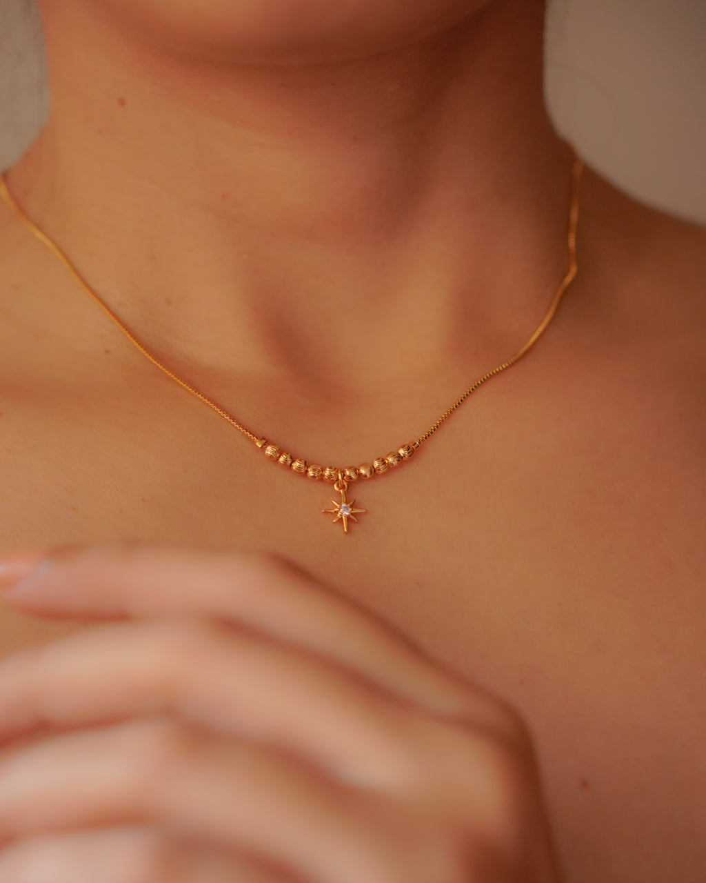 ORO-North Star Pendant Necklace