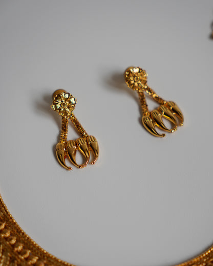 ORO- Gold Necklace Set