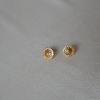 Oro- Blooming Flower Stud Earrings