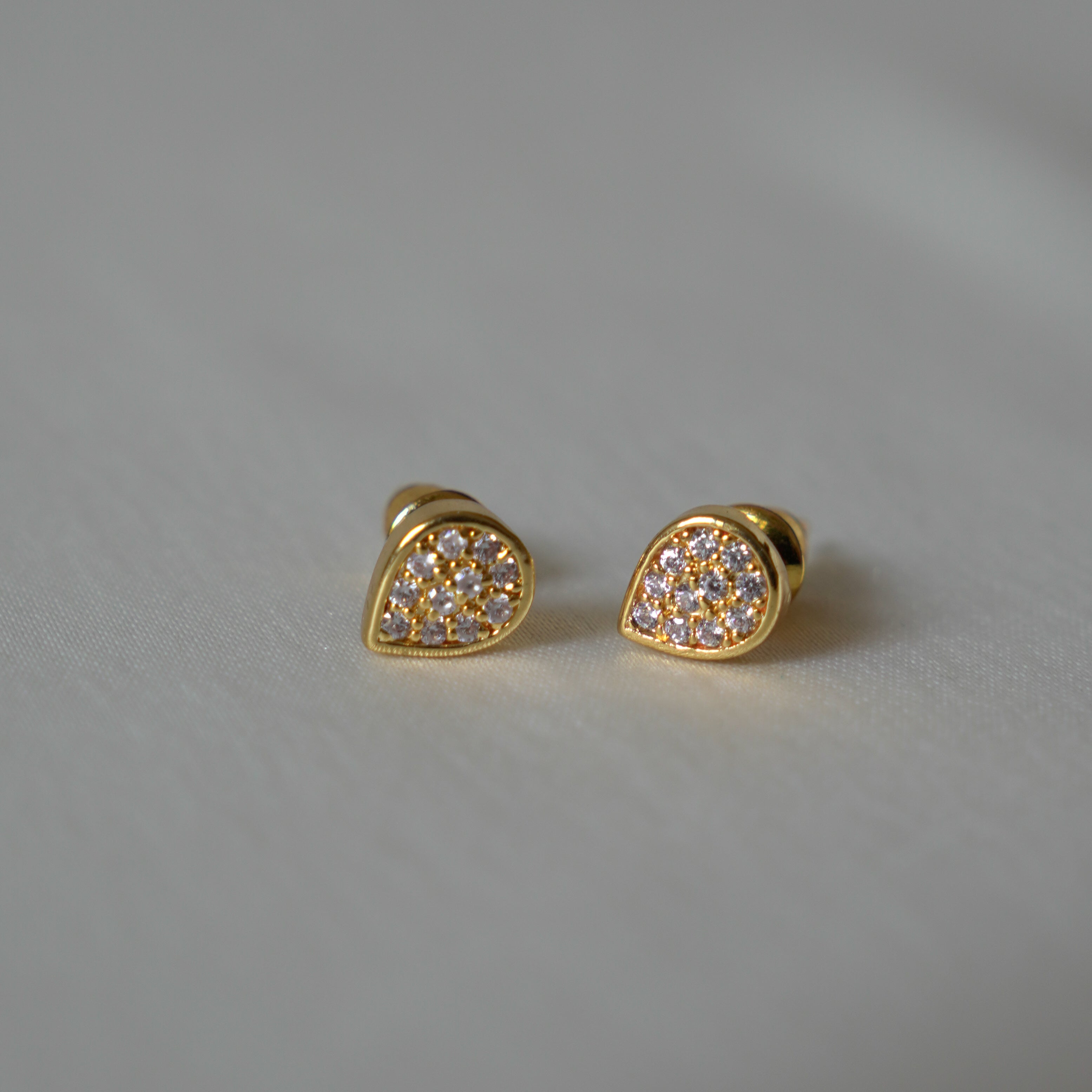 ORO- Leaf Stud Earrings