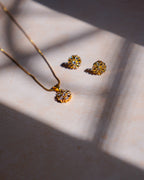 ORO- Golden Blooming Pendant set