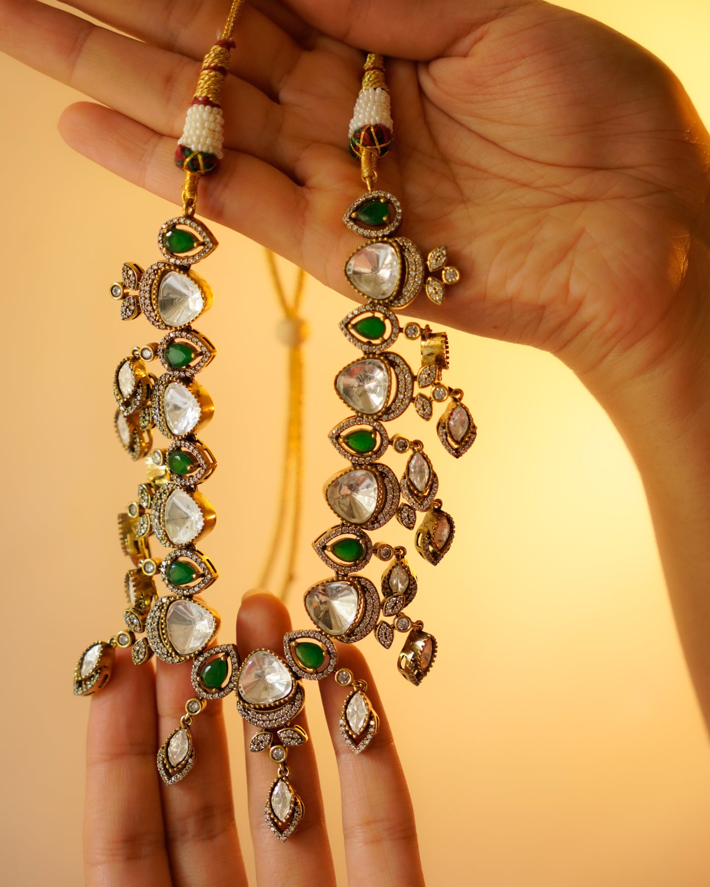 ZIKHIN- Exquisite Handmade Choker Necklace with Intricate Design