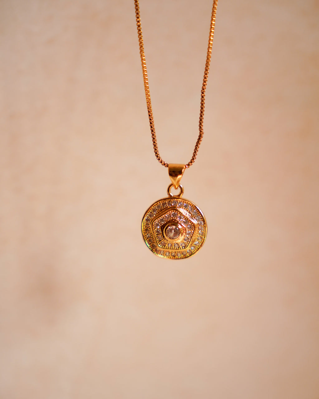 ORO- Intricately Designed Gold-Plated Pendant & Earring Set