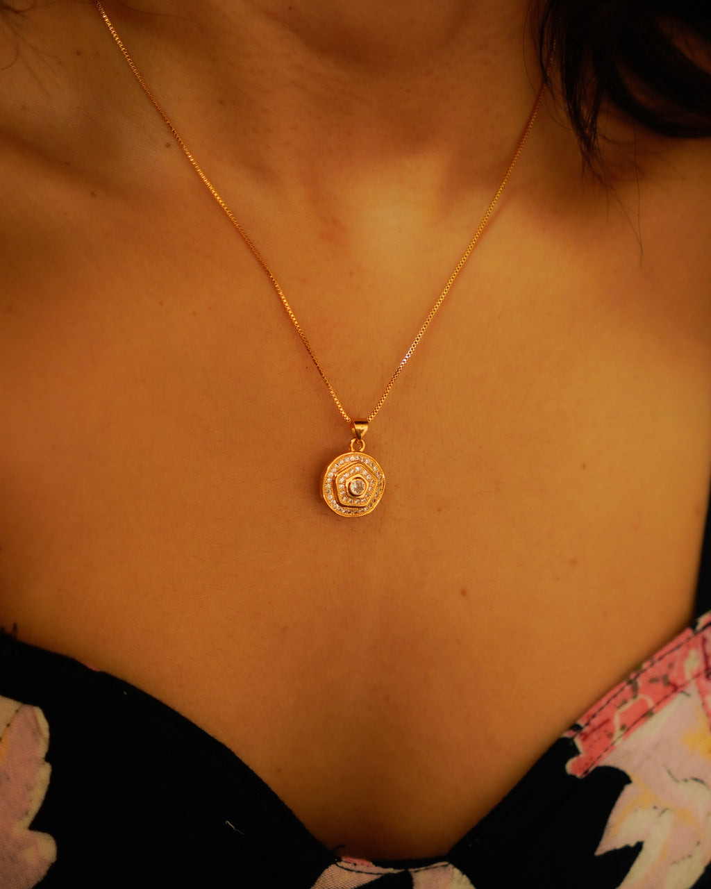 ORO- Intricately Designed Gold-Plated Pendant & Earring Set