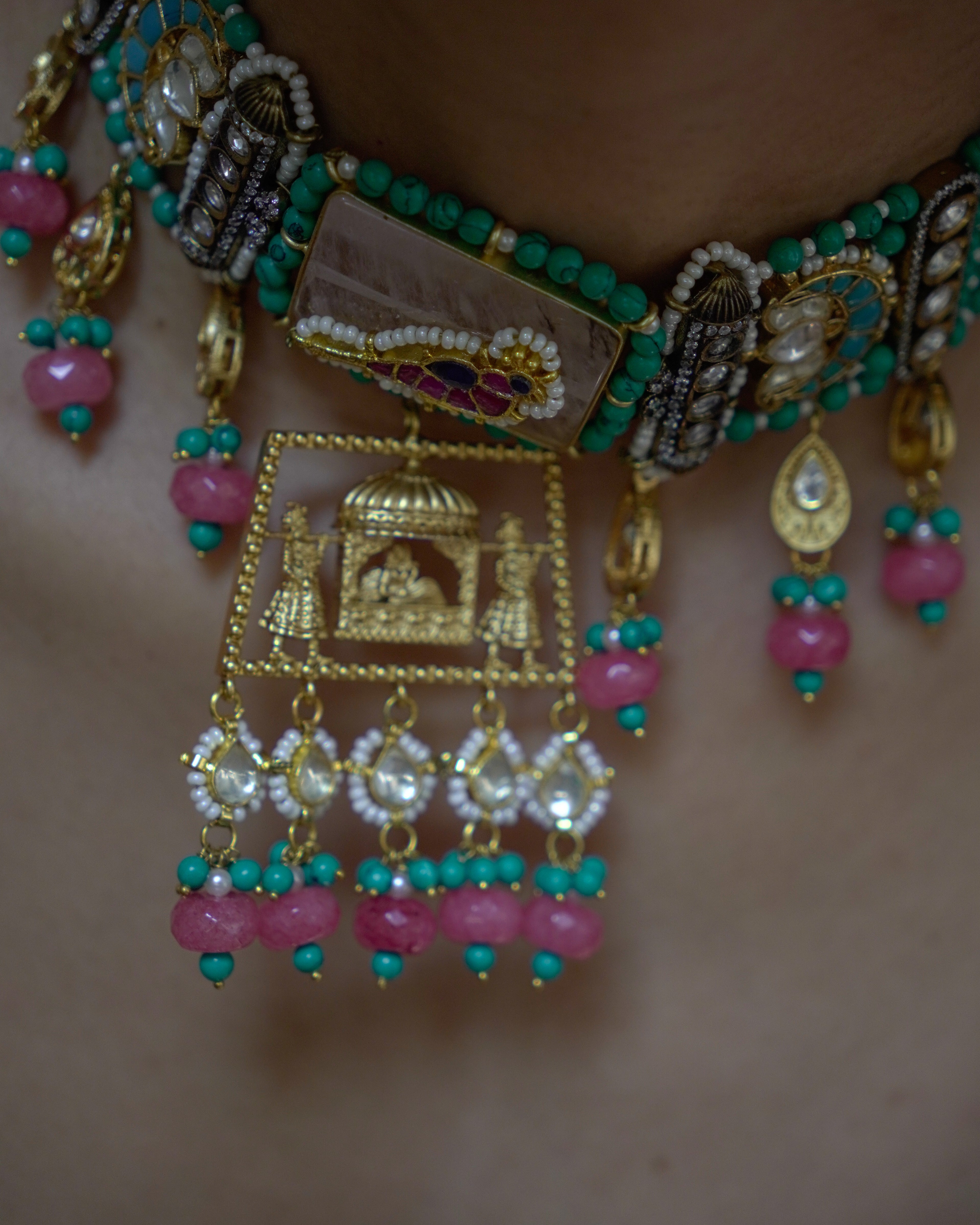 ZIKHIN- Beautiful Palki Stonework Kundan Choker Set