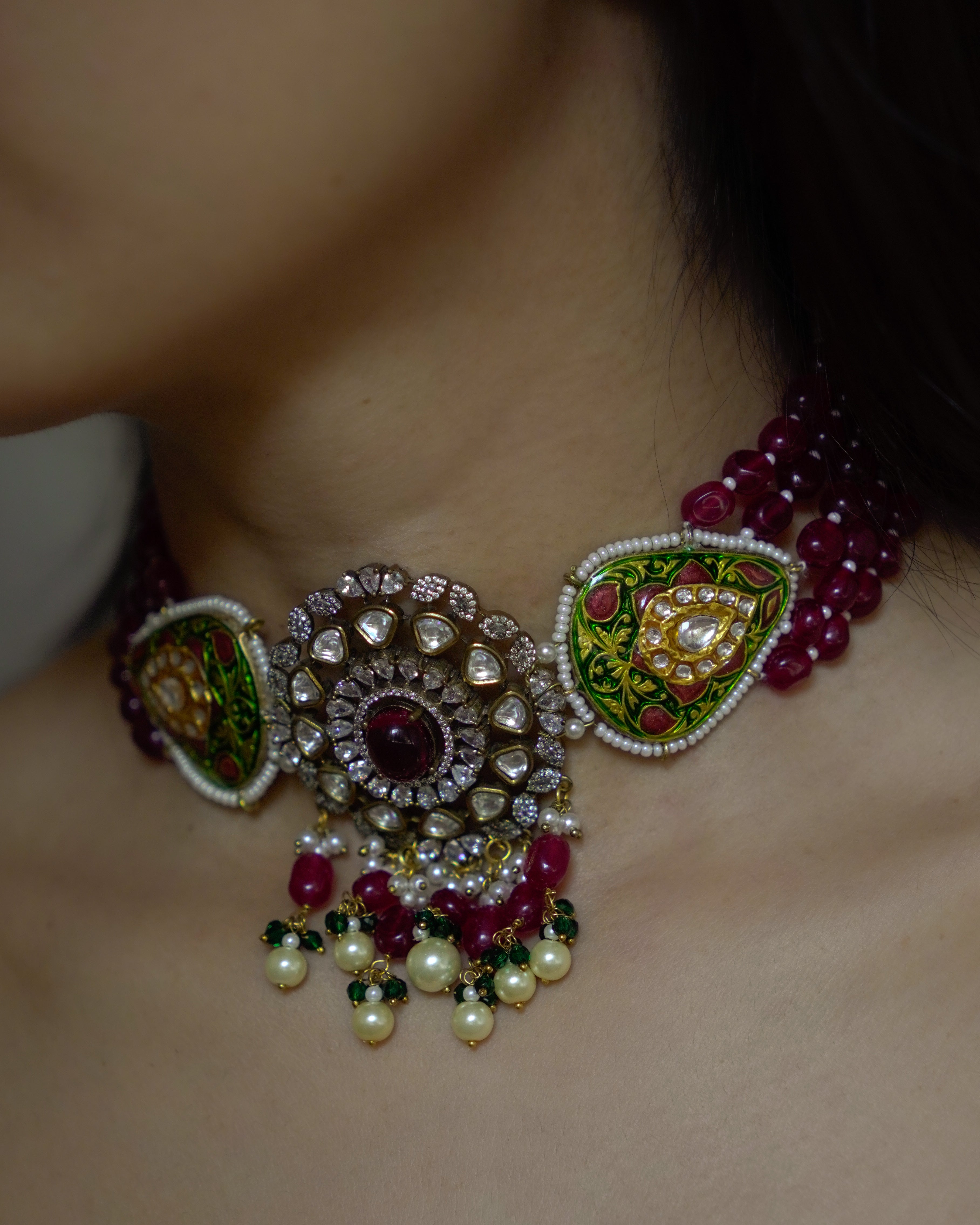 ZIKHIN- Radiant Elegance Kundan Choker Set with Stunning Red Quartz