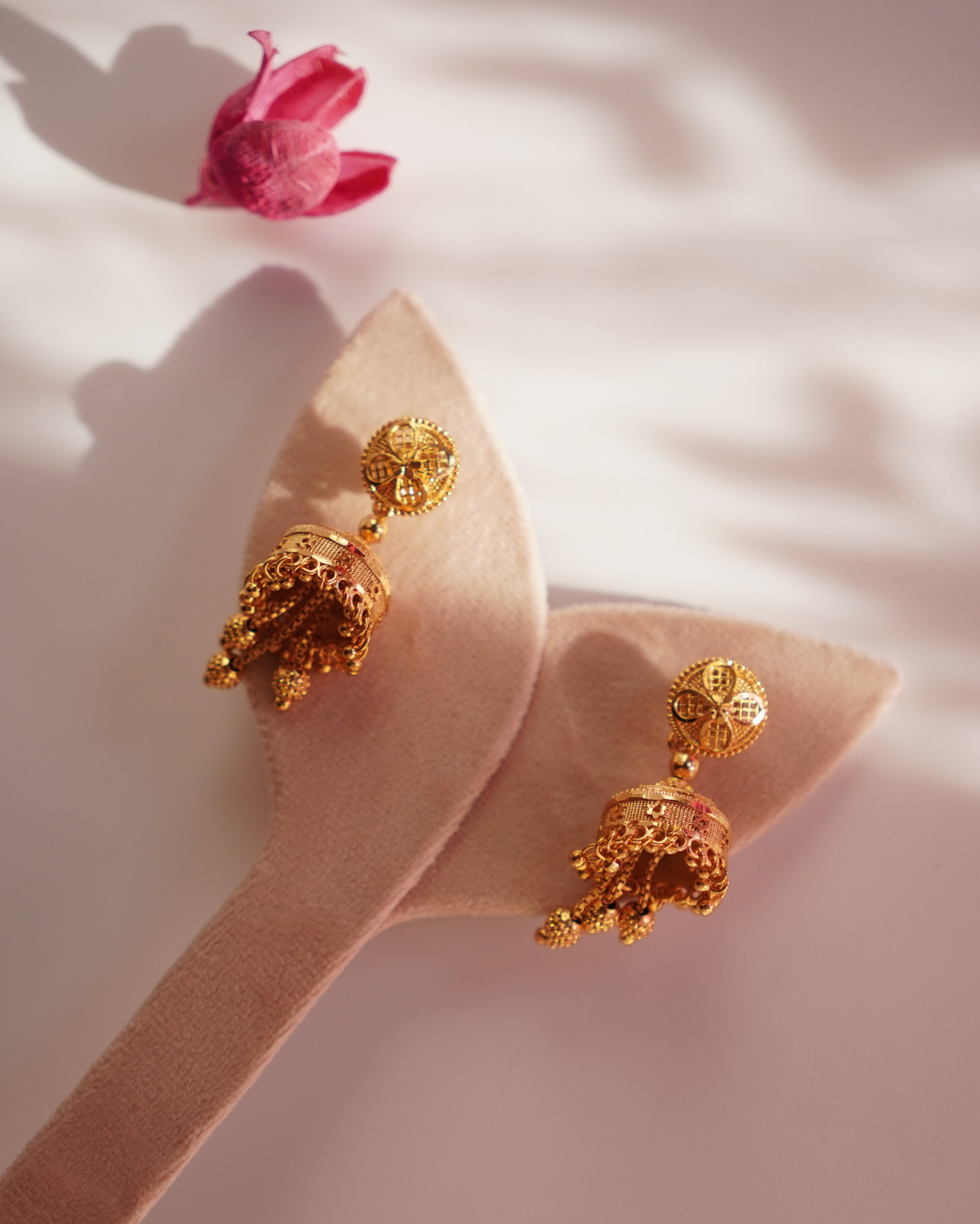 ORO-Divine Radiance Gold Jhumka Earrings