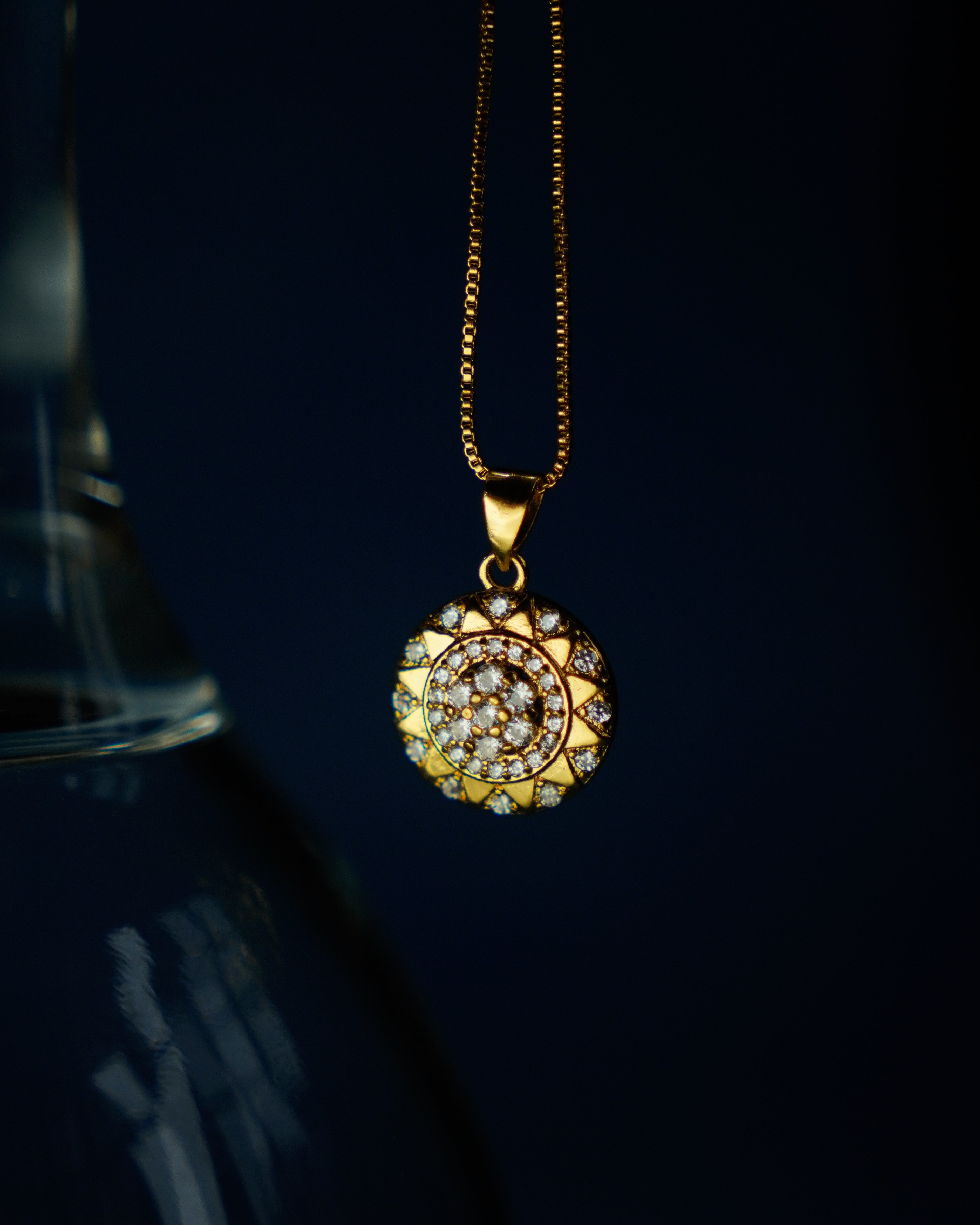 FLORA-AD Pendant Necklace & Stud Earrings Set