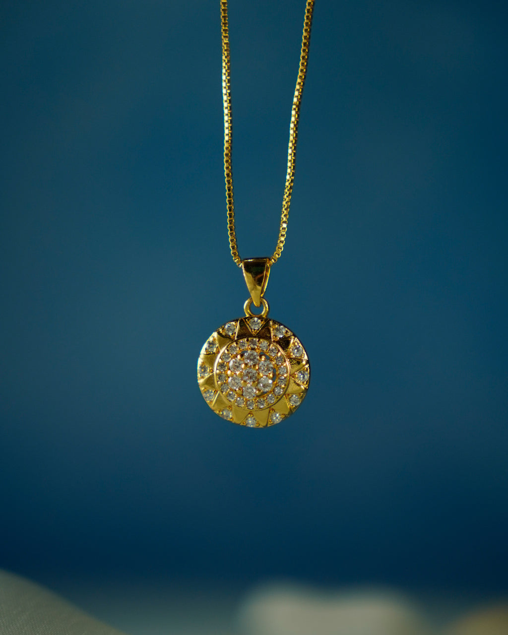FLORA-AD Pendant Necklace & Stud Earrings Set