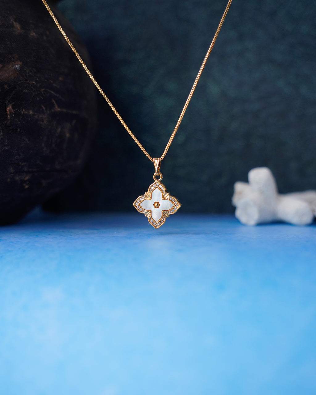 FLORA- Anti-Tarnish Gold Finish AD Clover Pendant Necklace with Mother of Pearl Shell