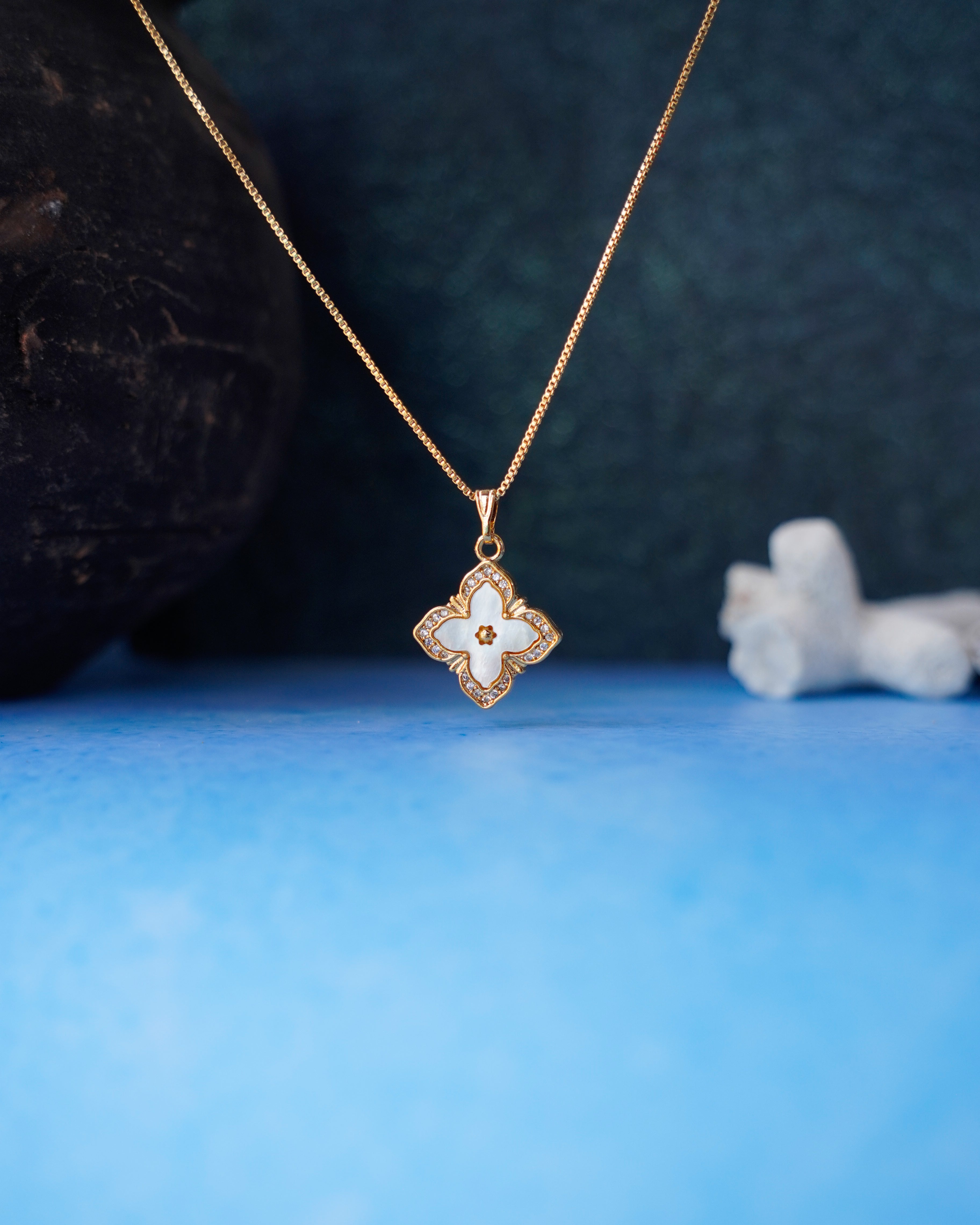 FLORA- Anti-Tarnish Gold Finish AD Clover Pendant Necklace with Mother of Pearl Shell