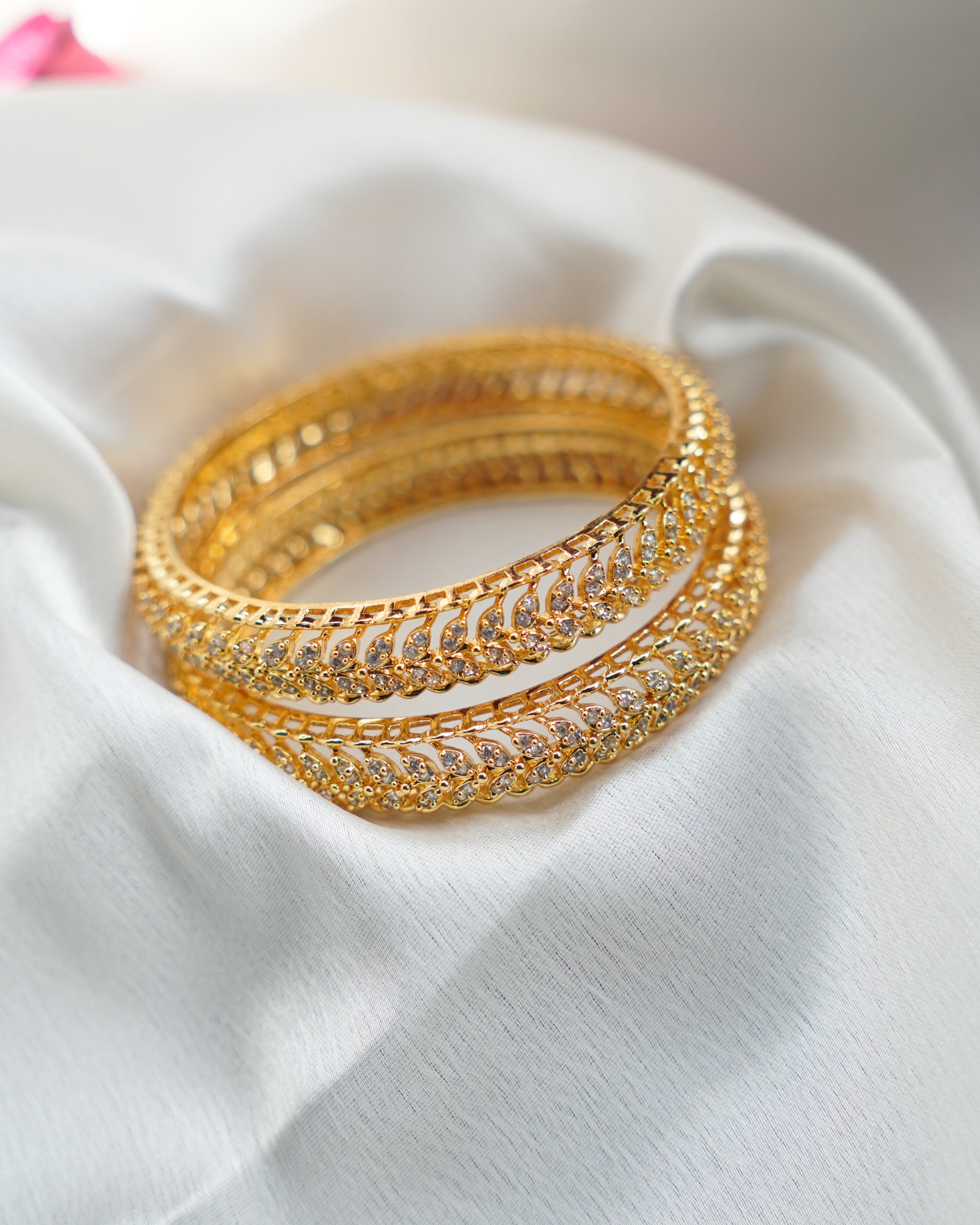 ORO- Leaf  Pattern American Diamond Studded Bangle