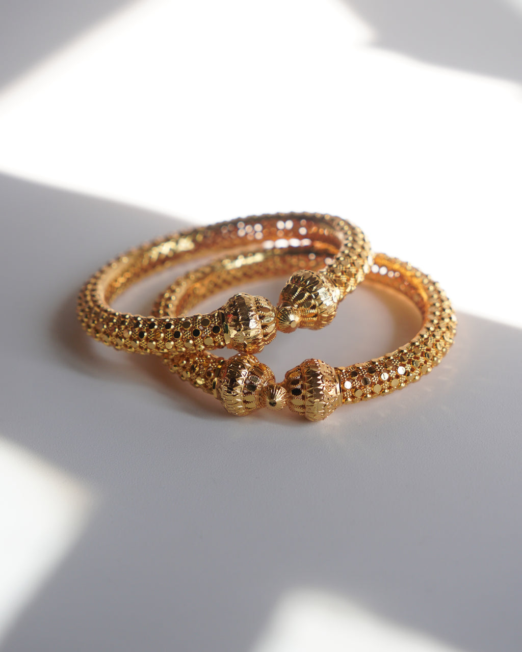 ORO-Textured Gold Bangles with Classic Detailing