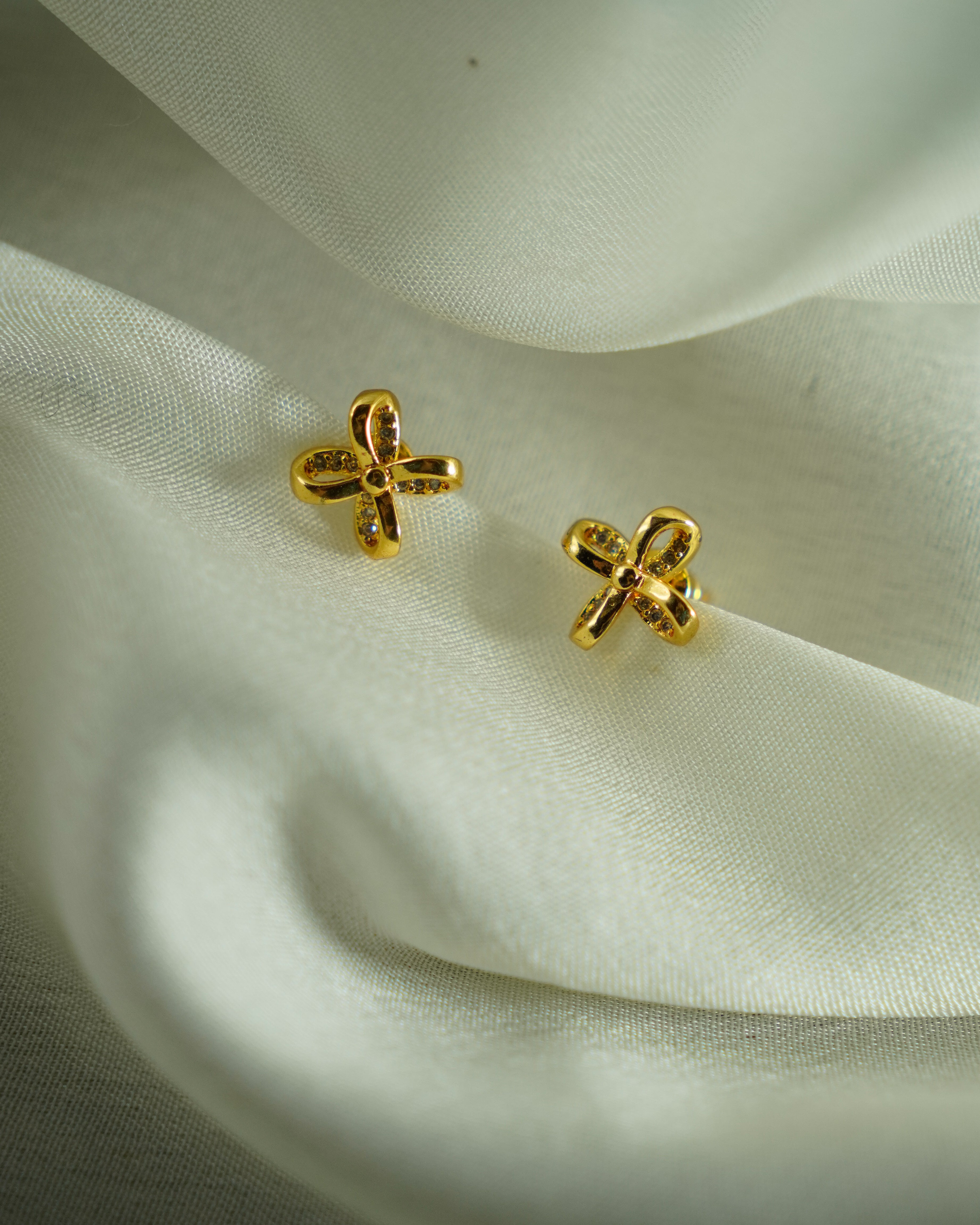FLORA-  Bow Pendant Set with Earrings