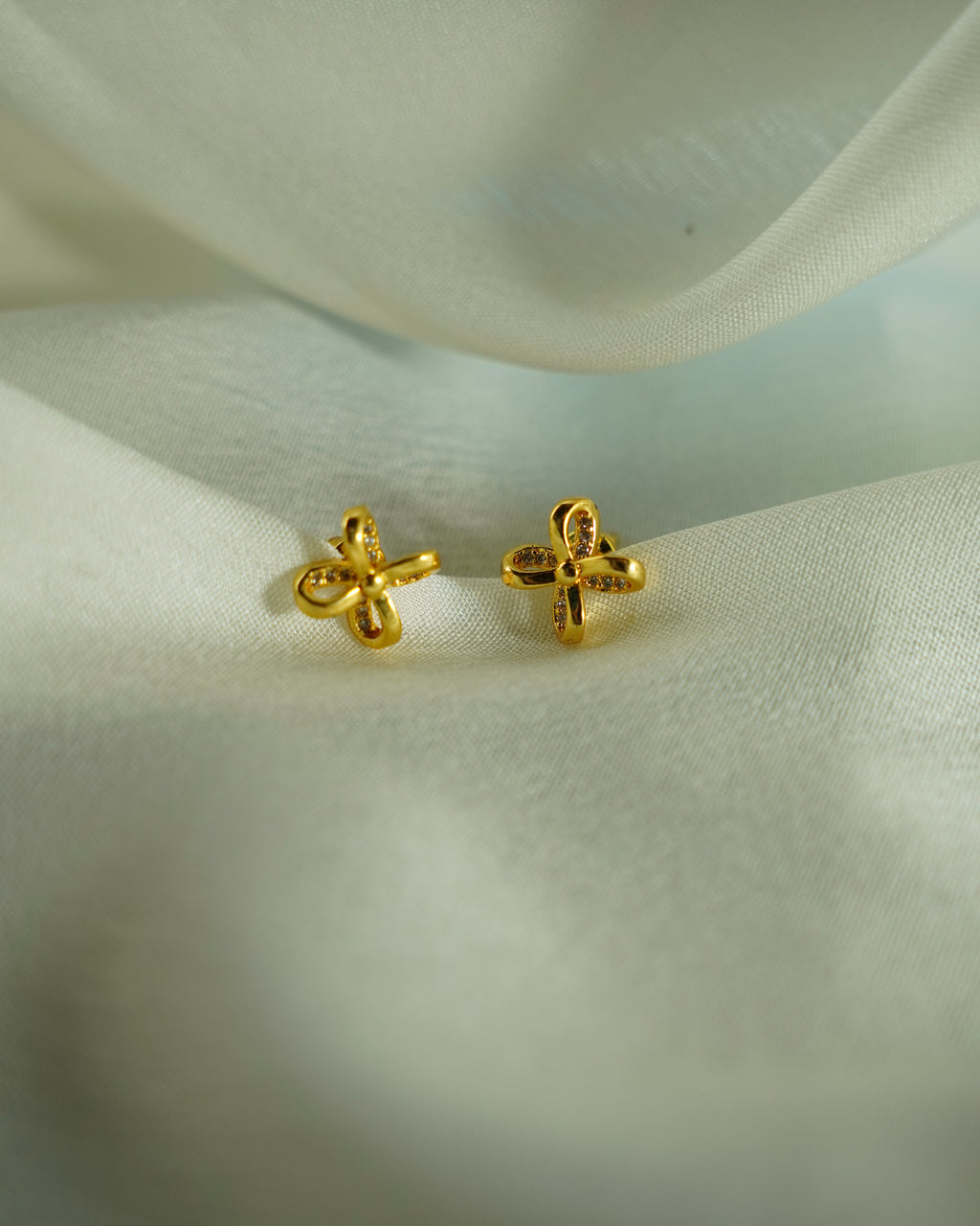 FLORA-  Bow Pendant Set with Earrings